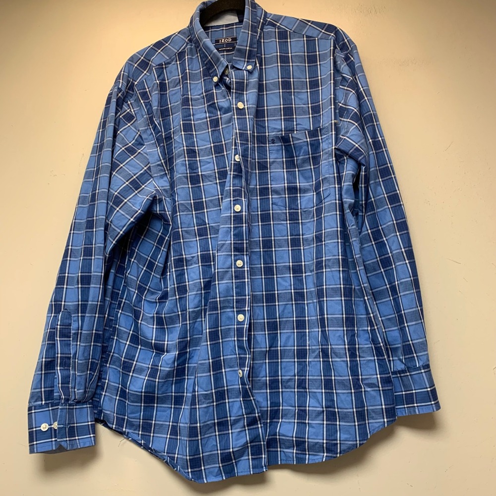 IZOD Button Down Shirt Mens Large Blue Plaid Excellent Non-Iron Stretch L/S